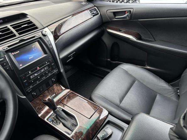 Toyota Camry VII (XV50) Рестайлинг с пробегом 2016 года, цена 2 150 000 рублей, 209724 км, седан, Автокод Объявления