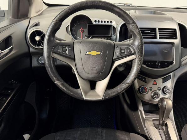 Chevrolet Aveo II с пробегом 2015 года, цена 949 800 рублей, 91000 км, хэтчбек, Автокод Объявления
