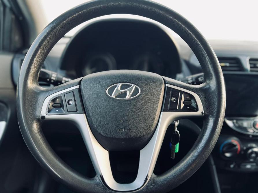 Hyundai Solaris I Санкт-Петербург  - изображение 17