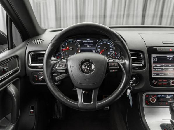 Volkswagen Touareg II с пробегом 2010 года, цена 1 650 000 рублей, 353767 км, внедорожник, Автокод Объявления