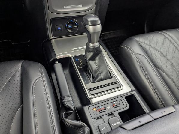 Toyota Land Cruiser Prado 150 Series Рестайлинг 3 с пробегом 2021 года, цена 5 150 000 рублей, 74457 км, внедорожник, Автокод Объявления
