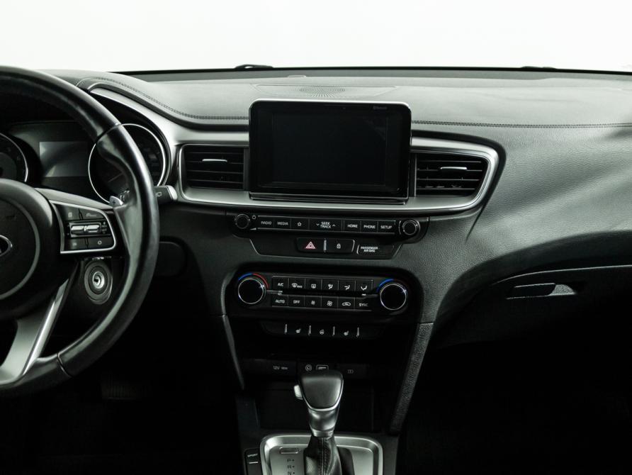 Kia Ceed III Санкт-Петербург  - изображение 14