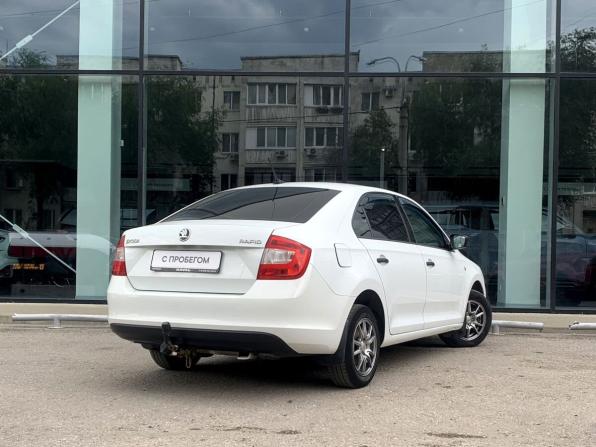 Skoda Rapid I с пробегом 2017 года, цена 970 000 рублей, 178738 км, лифтбек, Автокод Объявления