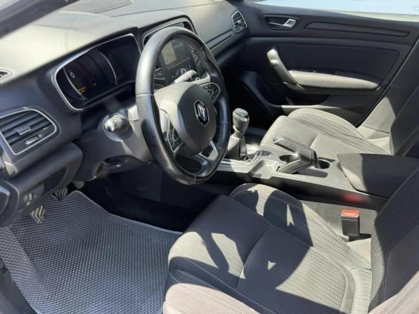 Renault Megane IV с пробегом 2018 года, цена 1 350 000 рублей, 188000 км, универсал, Автокод Объявления