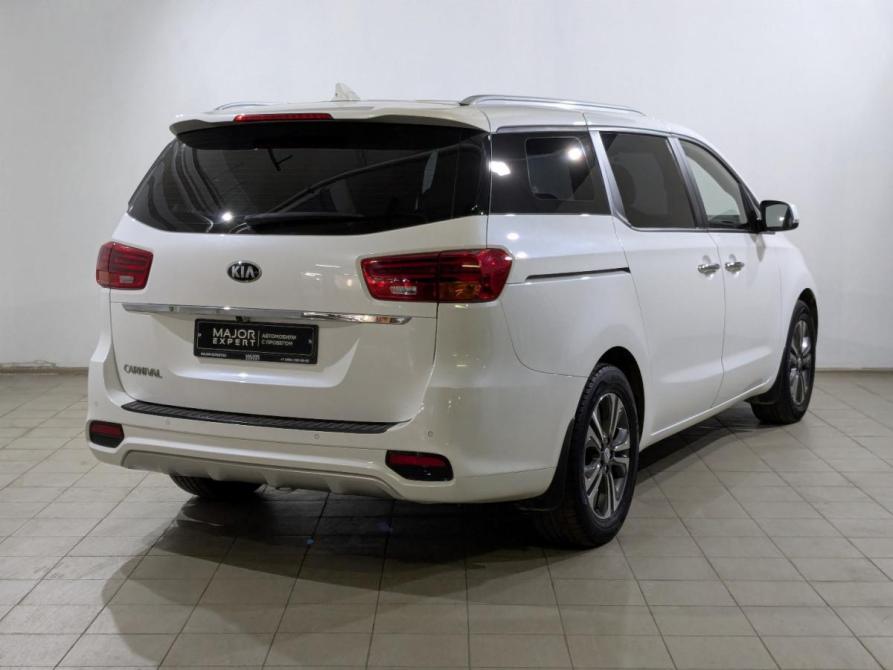 Kia Carnival III Москва  - изображение 14