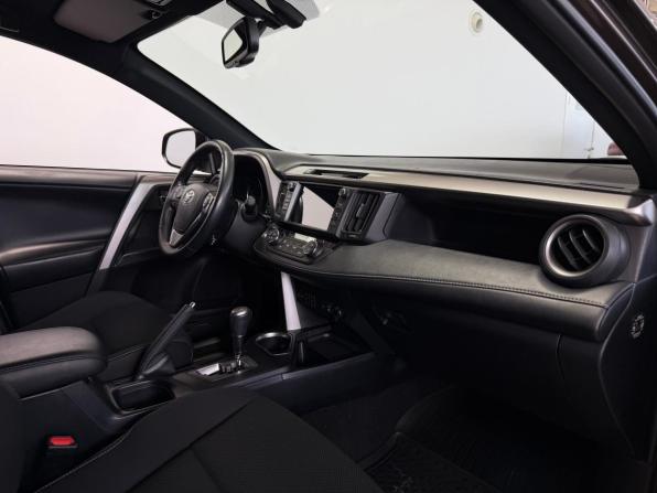Toyota RAV4 IV (XA40) Рестайлинг с пробегом 2019 года, цена 2 700 000 рублей, 128500 км, внедорожник, Автокод Объявления