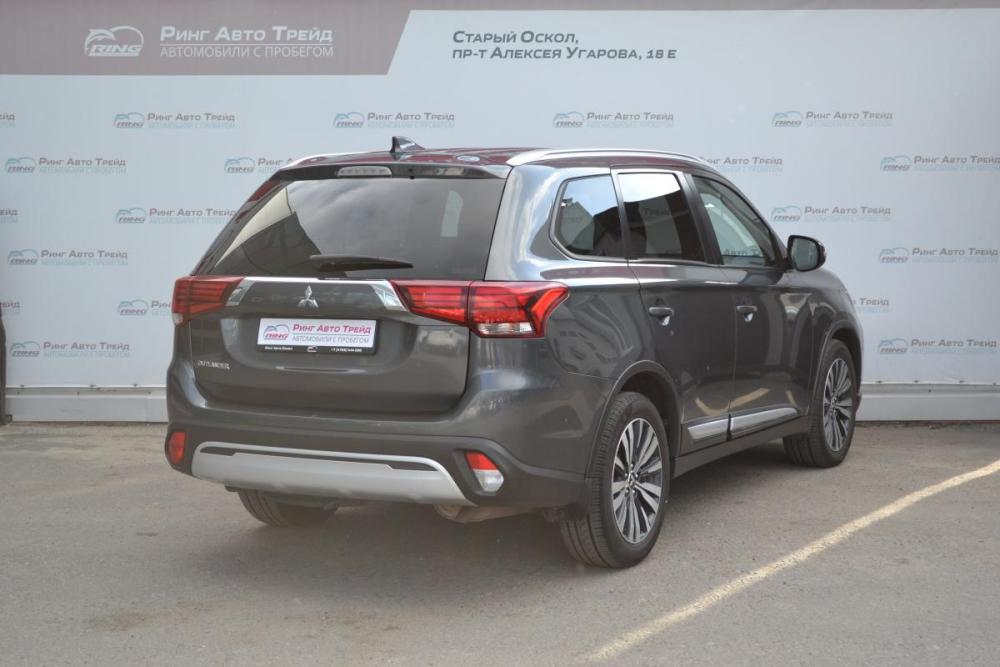 Mitsubishi Outlander III Рестайлинг 3 Старый Оскол  - изображение 2