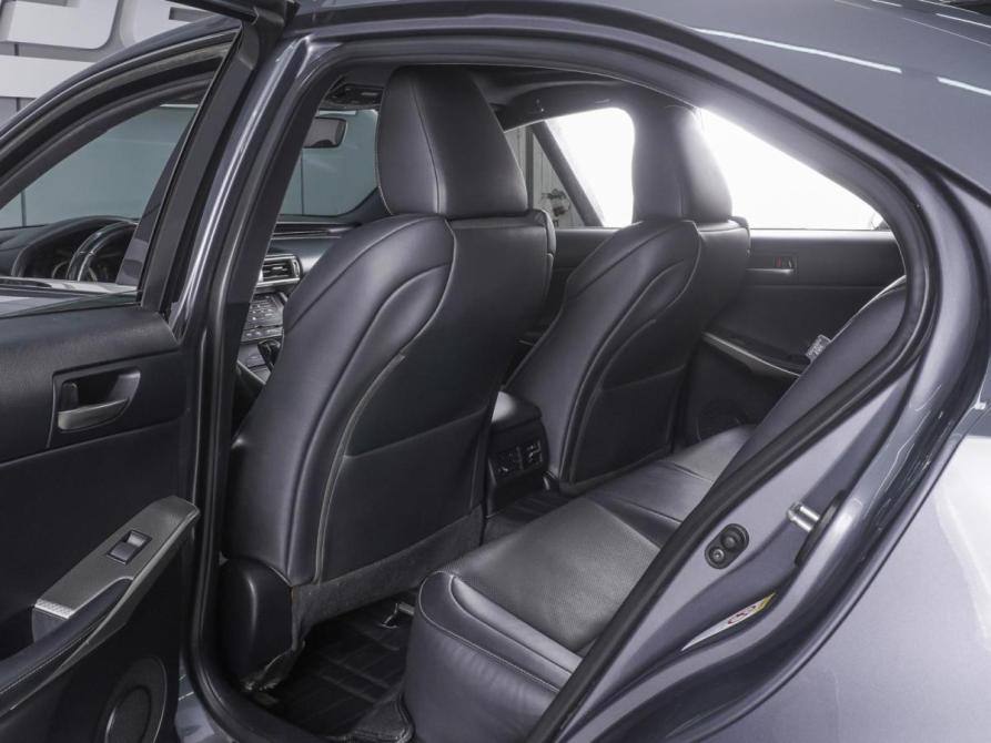 Lexus IS III Рестайлинг Ростов-на-Дону  - изображение 11