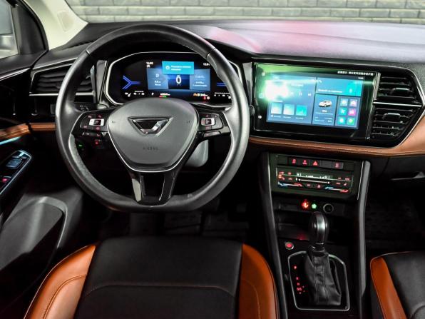Jetta VS7 I Рестайлинг 1 с пробегом 2023 года, цена 2 190 000 рублей, 45047 км, внедорожник, Автокод Объявления