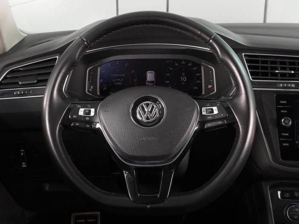 Volkswagen Tiguan II с пробегом 2020 года, цена 2 699 000 рублей, 129231 км, внедорожник, Автокод Объявления