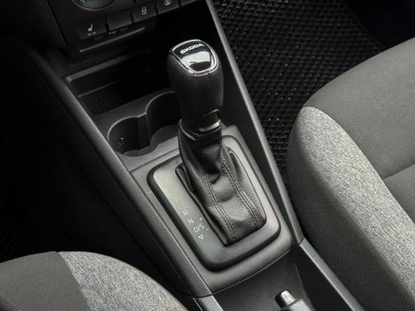 Skoda Rapid II с пробегом 2021 года, цена 1 499 000 рублей, 78090 км, лифтбек, Автокод Объявления