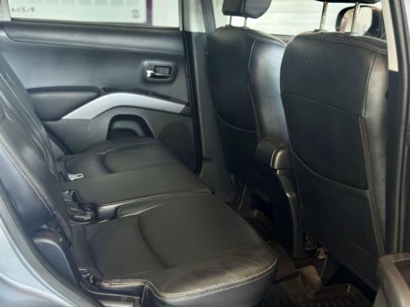 Mitsubishi Outlander II Рестайлинг с пробегом 2010 года, цена 1 100 000 рублей, 200000 км, внедорожник, Автокод Объявления