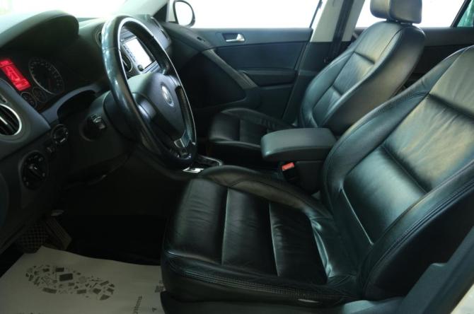 Volkswagen Tiguan I с пробегом 2009 года, цена 999 000 рублей, 240000 км, внедорожник, Автокод Объявления