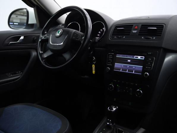 Skoda Yeti I с пробегом 2013 года, цена 820 000 рублей, 183211 км, внедорожник, Автокод Объявления