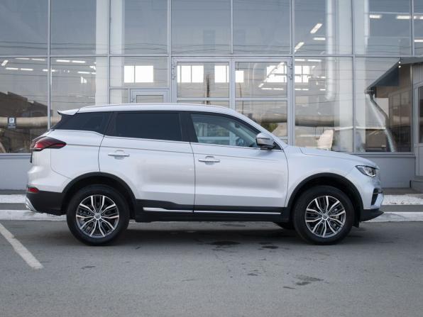 Geely Atlas Pro с пробегом 2023 года, цена 2 100 000 рублей, 39375 км, внедорожник, Автокод Объявления
