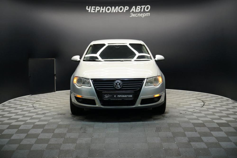 Volkswagen Passat B6 Крым  - изображение 8
