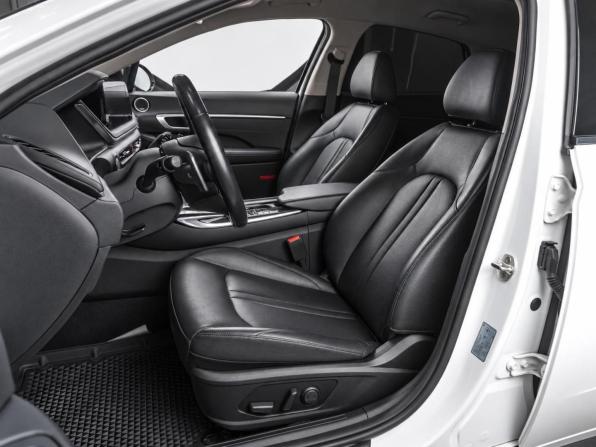 Hyundai Sonata VIII (DN8) с пробегом 2021 года, цена 2 349 000 рублей, 128843 км, седан, Автокод Объявления
