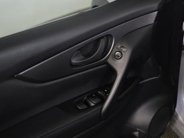 Nissan Qashqai II с пробегом 2015 года, цена 1 499 000 рублей, 124613 км, внедорожник, Автокод Объявления