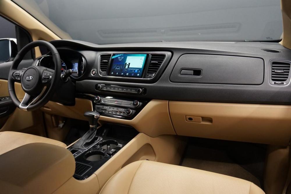 Kia Carnival III Крым  - изображение 22