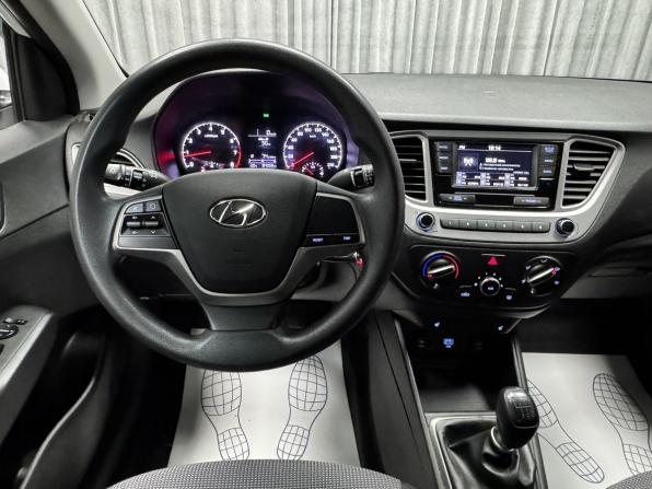 Hyundai Solaris II с пробегом 2019 года, цена 1 370 000 рублей, 84017 км, седан, Автокод Объявления