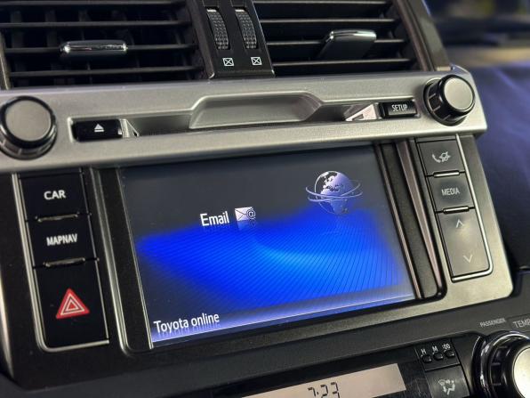 Toyota Land Cruiser Prado 150 Series Рестайлинг 1 с пробегом 2014 года, цена 2 740 000 рублей, 329006 км, внедорожник, Автокод Объявления