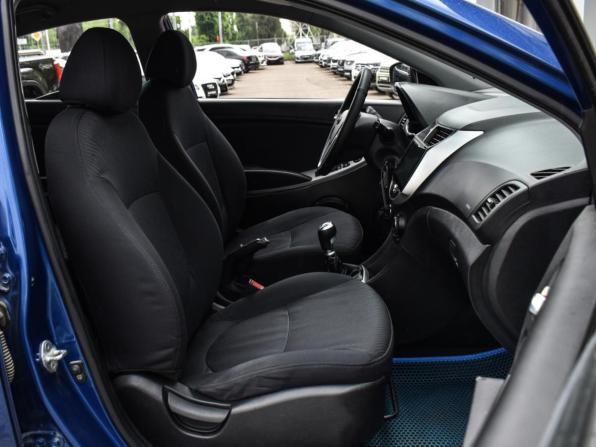 Hyundai Solaris I с пробегом 2012 года, цена 730 000 рублей, 235758 км, седан, Автокод Объявления