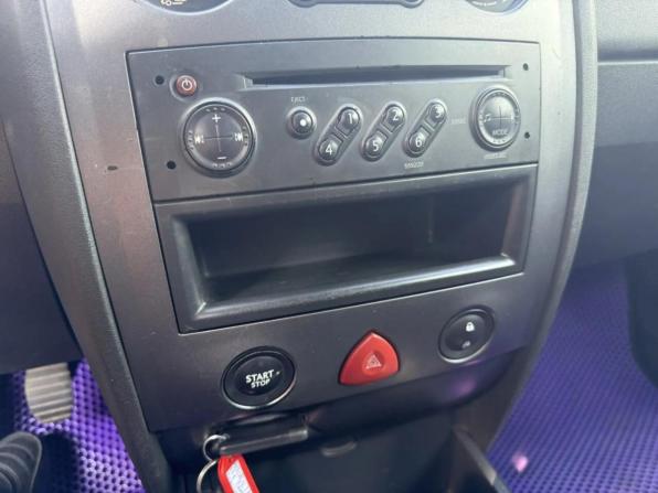 Renault Megane II с пробегом 2005 года, цена 350 000 рублей, 336157 км, седан, Автокод Объявления