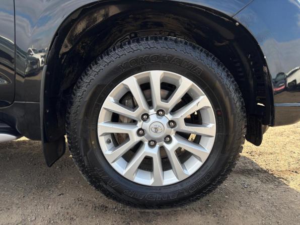 Toyota Land Cruiser Prado 150 Series Рестайлинг 1 с пробегом 2014 года, цена 2 865 000 рублей, 200390 км, внедорожник, Автокод Объявления
