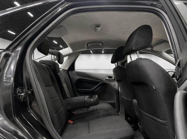 Ford Focus II Рестайлинг с пробегом 2011 года, цена 635 000 рублей, 201000 км, седан, Автокод Объявления