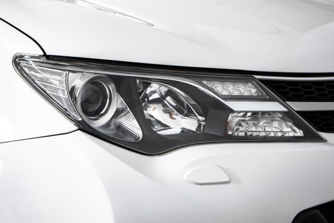 Toyota RAV4 IV (XA40) с пробегом 2013 года, цена 2 099 000 рублей, 176000 км, внедорожник, Автокод Объявления