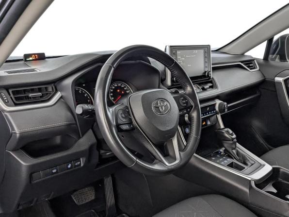 Toyota RAV4 V (XA50) с пробегом 2021 года, цена 3 330 000 рублей, 75006 км, внедорожник, Автокод Объявления
