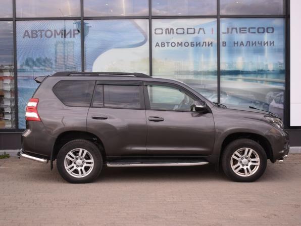 Toyota Land Cruiser Prado 150 Series с пробегом 2012 года, цена 2 185 000 рублей, 270157 км, внедорожник, Автокод Объявления