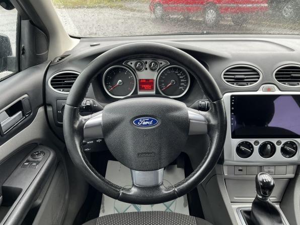 Ford Focus II Рестайлинг с пробегом 2009 года, цена 339 000 рублей, 278277 км, седан, Автокод Объявления