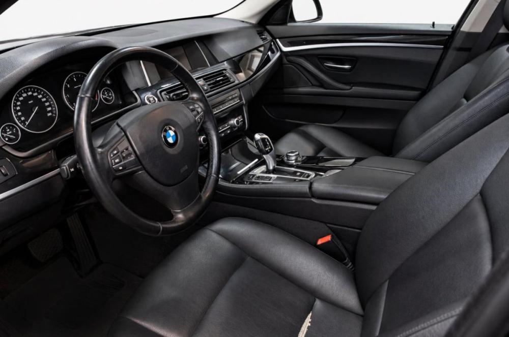 BMW 5 серии VI (F10/F11/F07) Рестайлинг Челябинск  - изображение 12