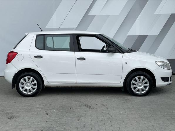 Skoda Fabia II Рестайлинг с пробегом 2011 года, цена 448 000 рублей, 182614 км, хэтчбек, Автокод Объявления