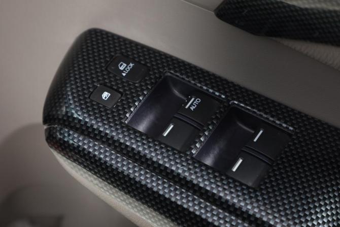 Honda Insight II с пробегом 2010 года, цена 999 000 рублей, 200000 км, хэтчбек, Автокод Объявления