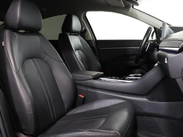 Hyundai Sonata VIII (DN8) с пробегом 2022 года, цена 2 949 900 рублей, 66700 км, седан, Автокод Объявления