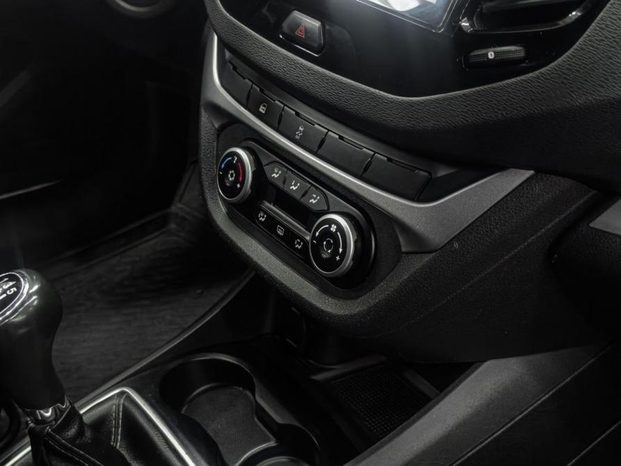 Lada (ВАЗ) Vesta I Ростов-на-Дону  - изображение 12