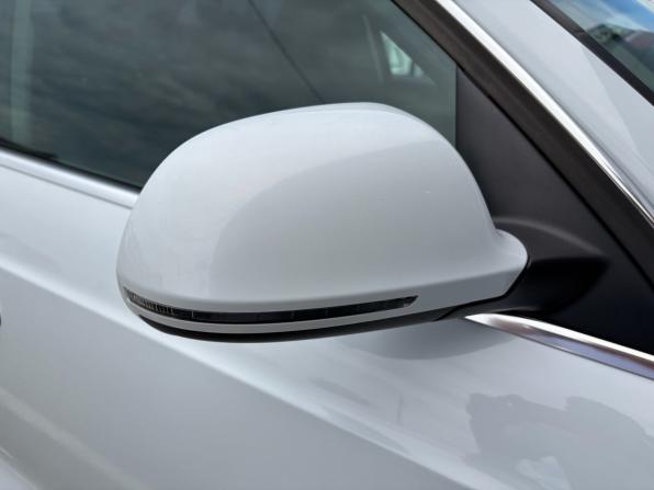 Audi Q3 I (8U) с пробегом 2012 года, цена 1 299 000 рублей, 194800 км, внедорожник, Автокод Объявления
