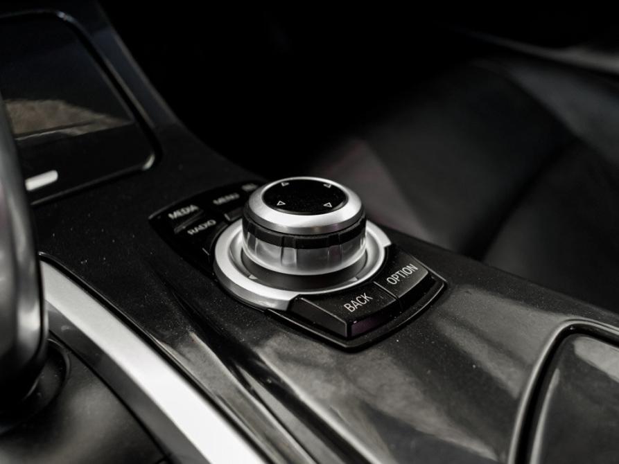 BMW 5 серии VI (F10/F11/F07) Рестайлинг Екатеринбург  - изображение 22