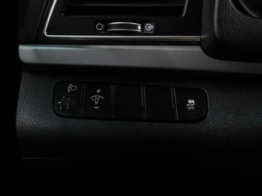 Hyundai Elantra VI (AD) Воронеж  - изображение 14