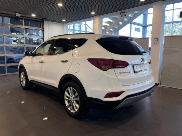 Hyundai Santa Fe III Рестайлинг с пробегом 2017 года, цена 2 450 000 рублей, 198307 км, внедорожник, Автокод Объявления