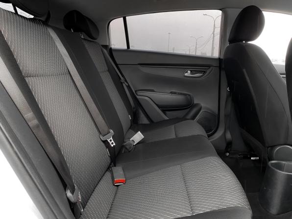 Kia Rio IV с пробегом 2018 года, цена 1 399 000 рублей, 128500 км, хэтчбек, Автокод Объявления