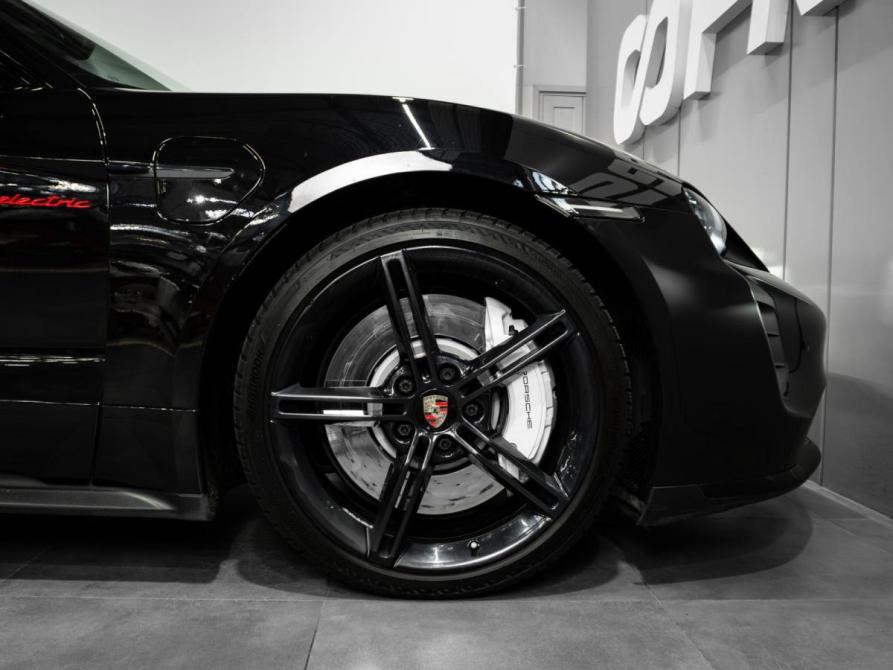 Porsche Taycan I Тюмень  - изображение 8