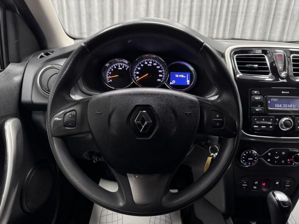 Renault Sandero II с пробегом 2018 года, цена 1 049 000 рублей, 73145 км, хэтчбек, Автокод Объявления