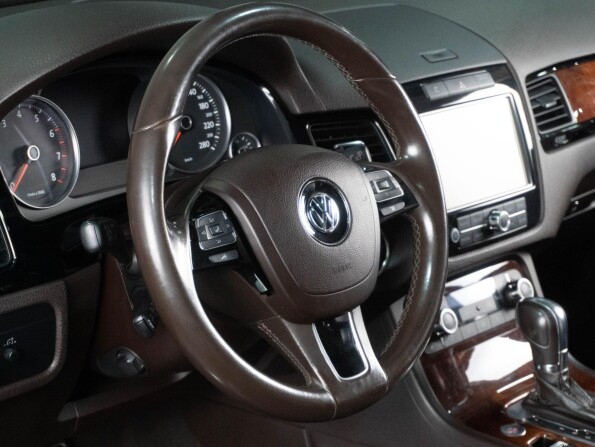 Volkswagen Touareg II с пробегом 2012 года, цена 2 379 000 рублей, 152067 км, внедорожник, Автокод Объявления