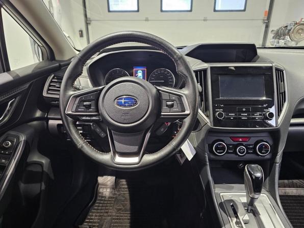 Subaru XV II с пробегом 2017 года, цена 1 599 000 рублей, 210149 км, внедорожник, Автокод Объявления
