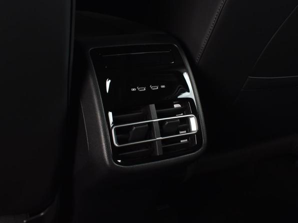 Volkswagen Tiguan III (China Market) с пробегом 2026 года, цена 4 529 995 рублей, 38 км, внедорожник, Автокод Объявления