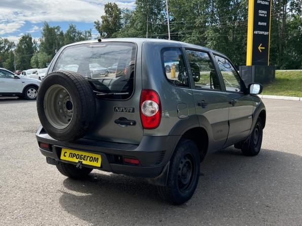 Chevrolet Niva I Рестайлинг с пробегом 2011 года, цена 570 000 рублей, 113000 км, внедорожник, Автокод Объявления