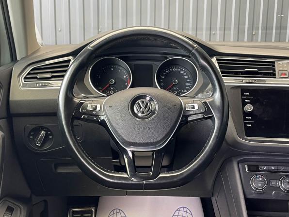 Volkswagen Tiguan II с пробегом 2018 года, цена 1 847 000 рублей, 193192 км, внедорожник, Автокод Объявления